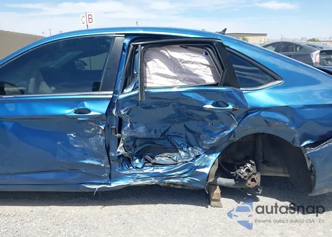 2021 Volkswagen Jetta 1.4T R-Line/1.4T S/1.4T Se z USA, uszkodzony, nr VIN 3VWC57BU4MM026141